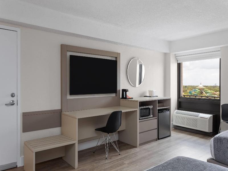 Wyndham I-Drive Avanti Resort & Conference Center image