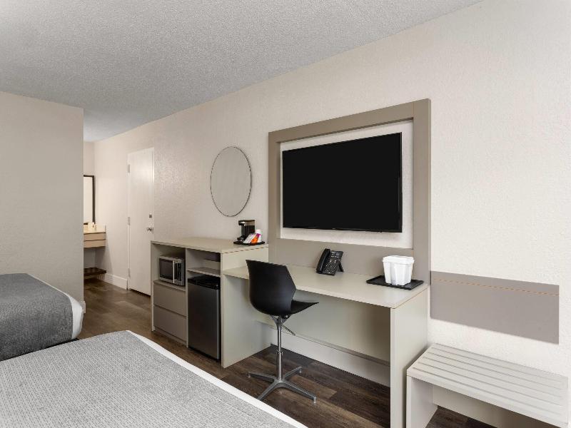 Wyndham I-Drive Avanti Resort & Conference Center image