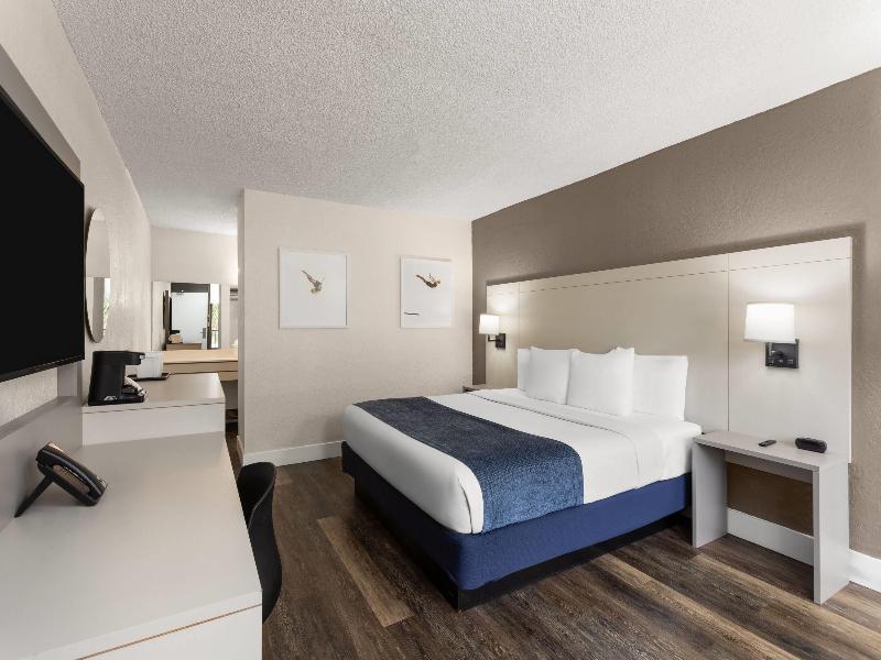 Wyndham I-Drive Avanti Resort & Conference Center image