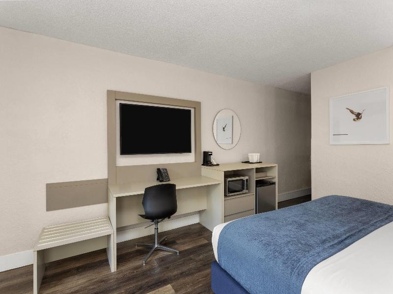 Wyndham I-Drive Avanti Resort & Conference Center image