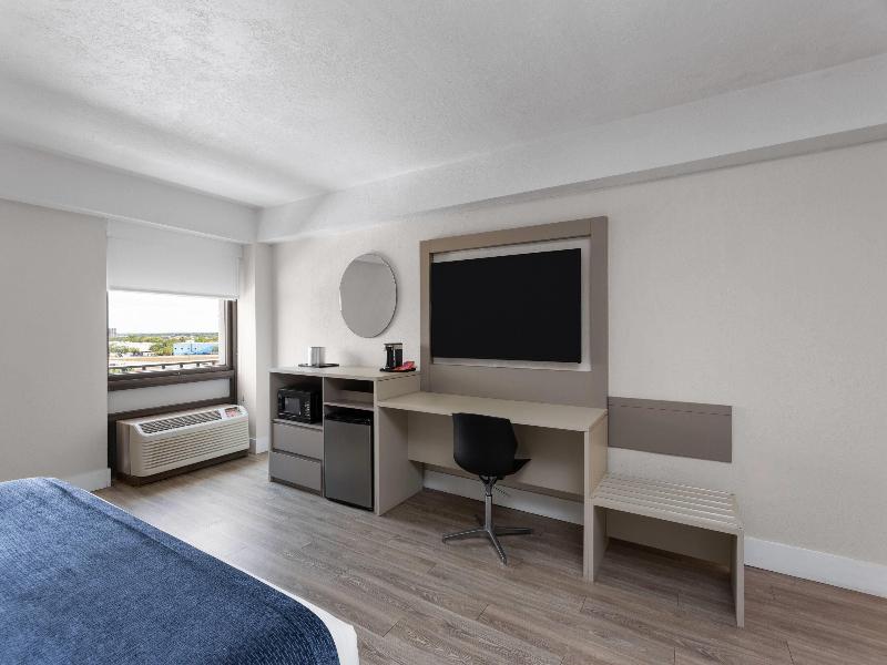 Wyndham I-Drive Avanti Resort & Conference Center image