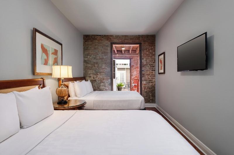 New Orleans Courtyard Hotel By The French Quarter image