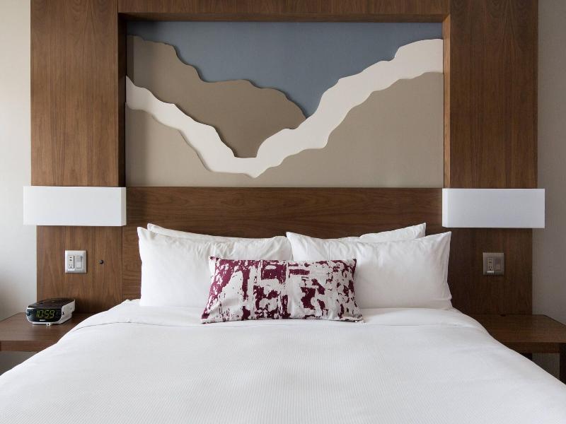Napa Valley Marriott Hotel & Spa image