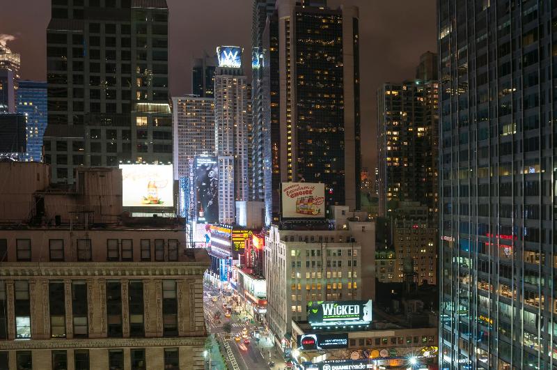 Manhattan At Times Square