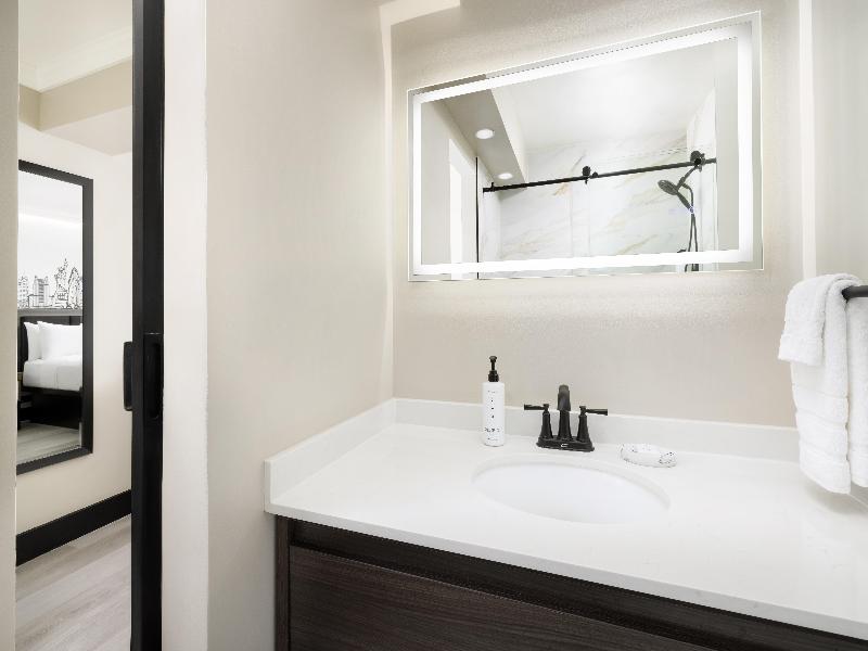Crowne Plaza Manhattan Times Square by IHG image