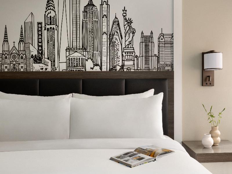 Crowne Plaza Manhattan Times Square by IHG image