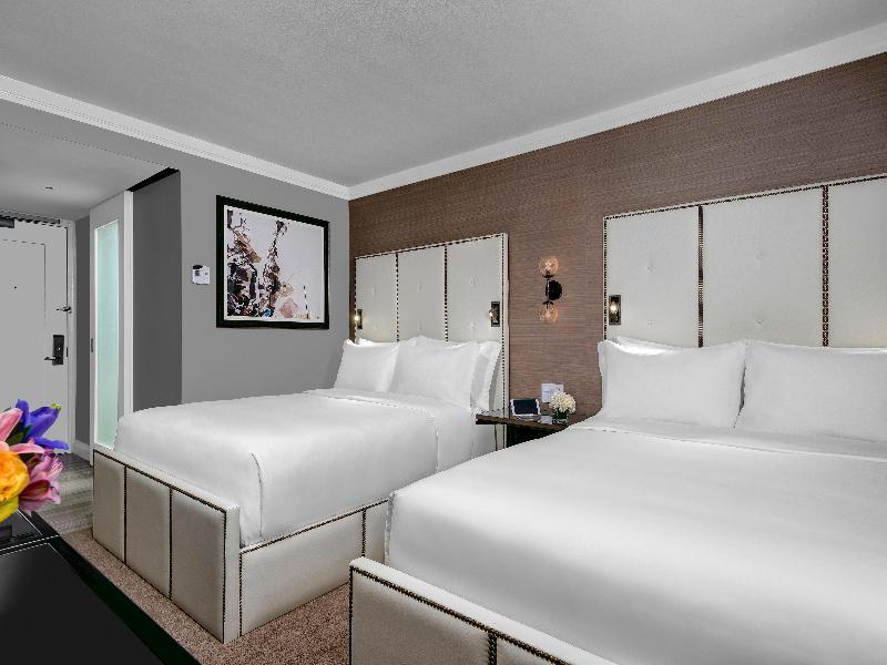 Crowne Plaza Manhattan Times Square by IHG image