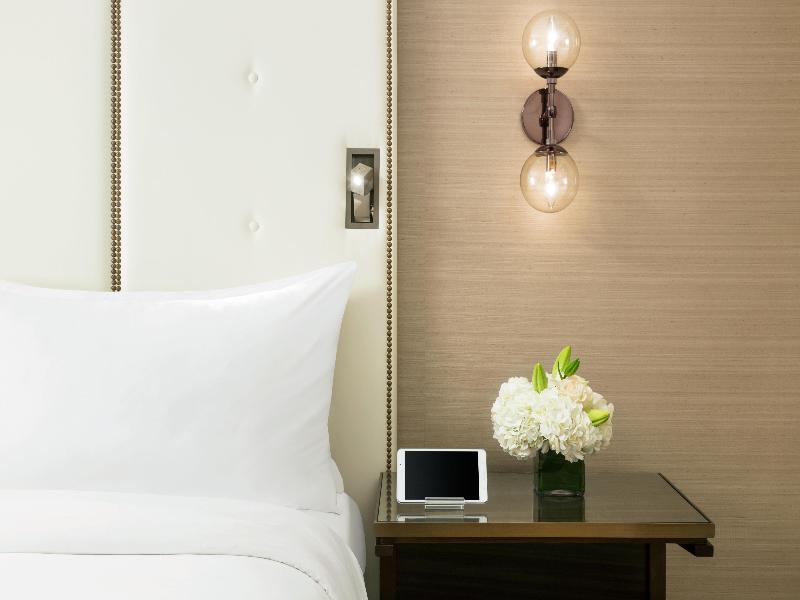 Crowne Plaza Manhattan Times Square by IHG image