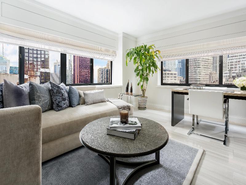 Crowne Plaza Manhattan Times Square by IHG image