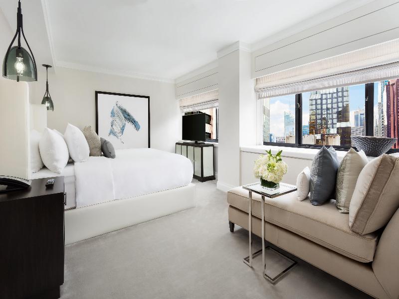 Crowne Plaza Manhattan Times Square by IHG image