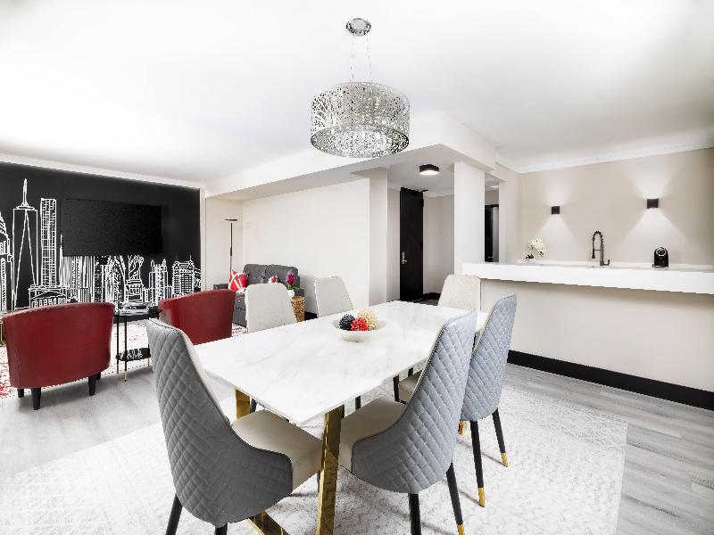 Crowne Plaza Manhattan Times Square by IHG image