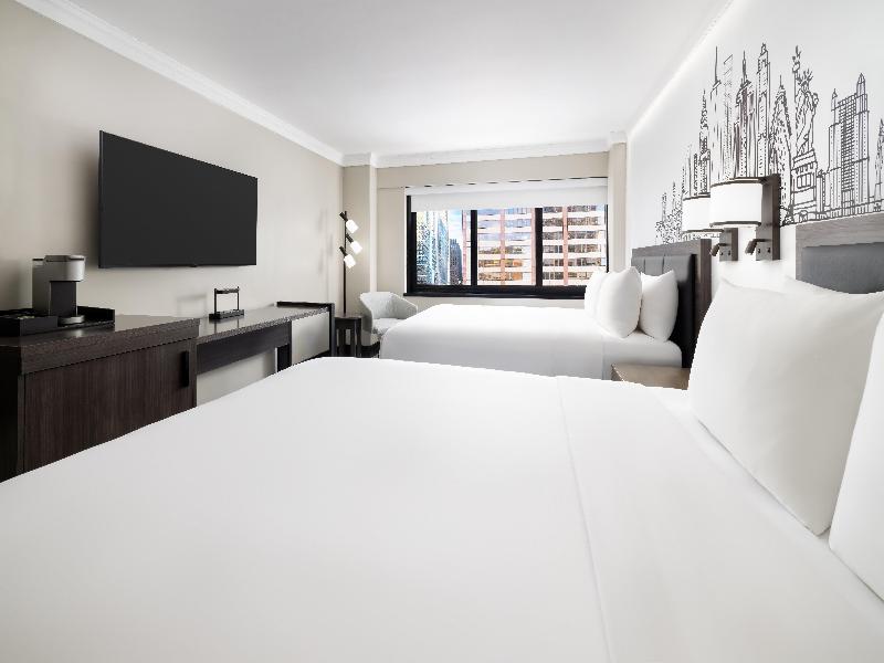 Crowne Plaza Manhattan Times Square by IHG image