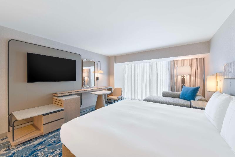 Hilton Anaheim image