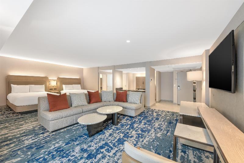 Hilton Anaheim image