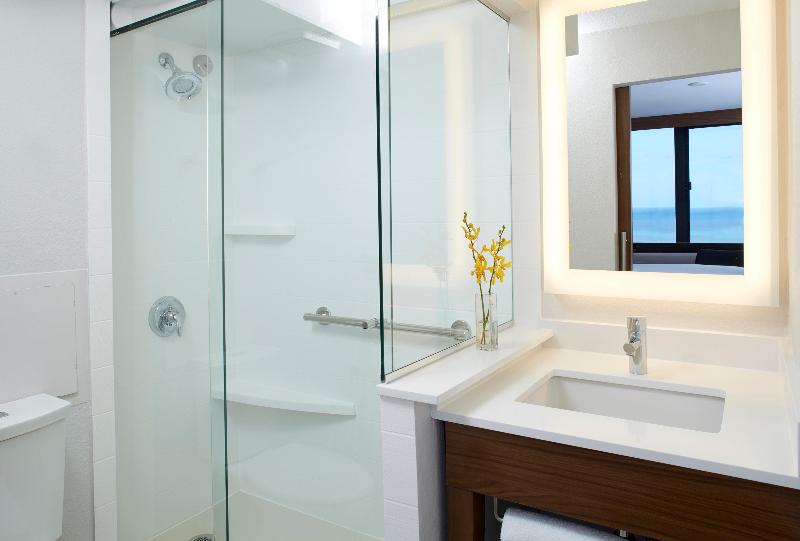 Holiday Inn Express Waikiki