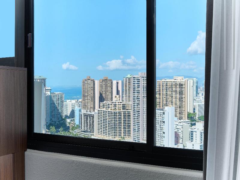 Holiday Inn Express Waikiki image