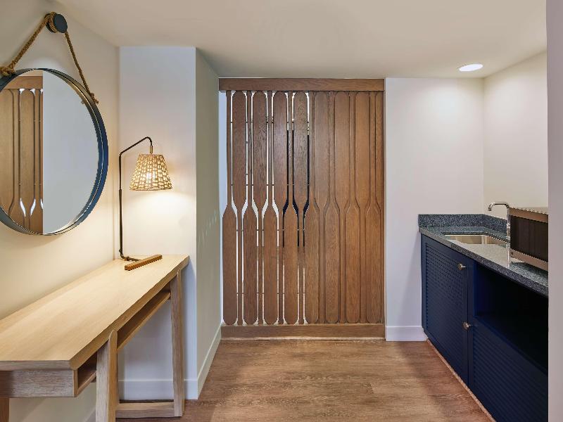 OUTRIGGER Reef Waikiki Beach Resort image