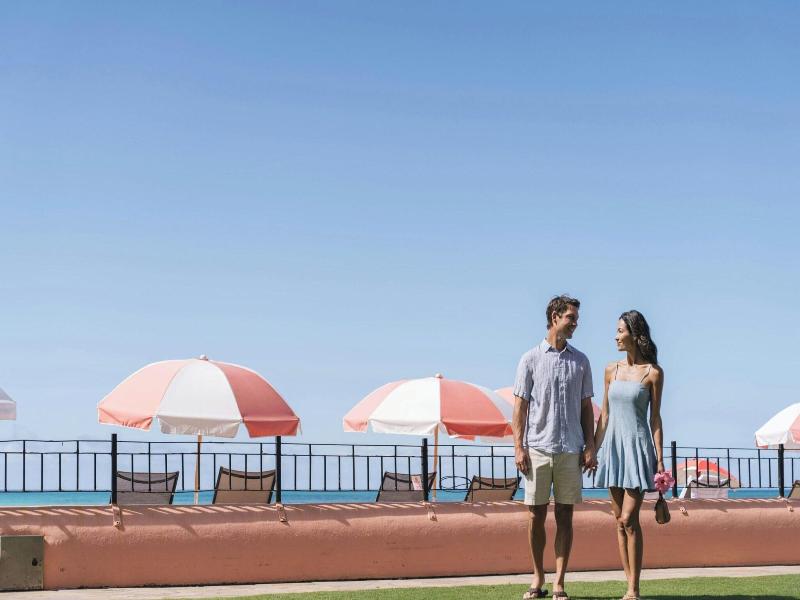 Royal Hawaiian image
