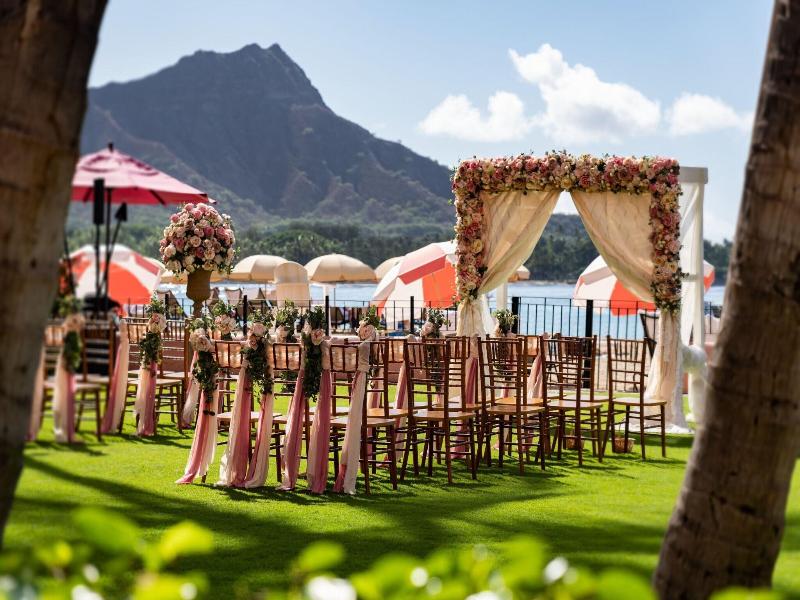 Royal Hawaiian image