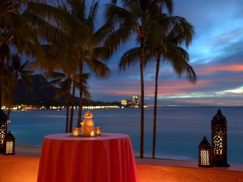 Royal Hawaiian image