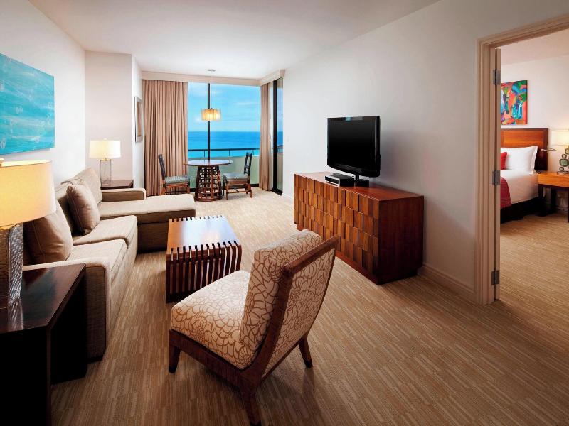 Royal Hawaiian image