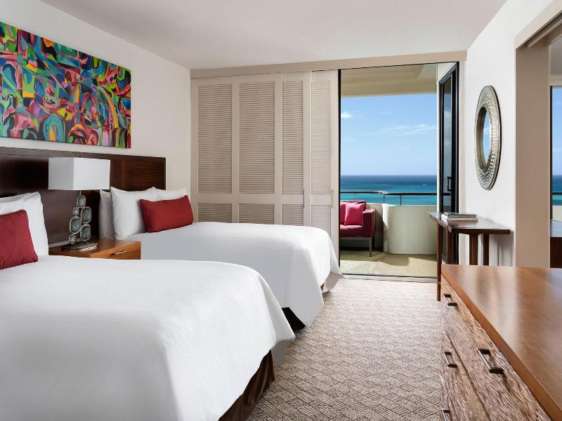 Royal Hawaiian image