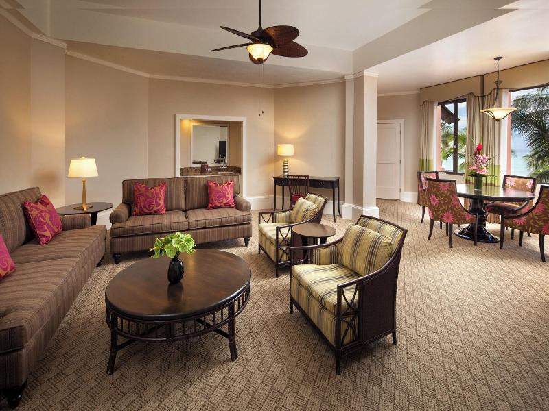 Royal Hawaiian image