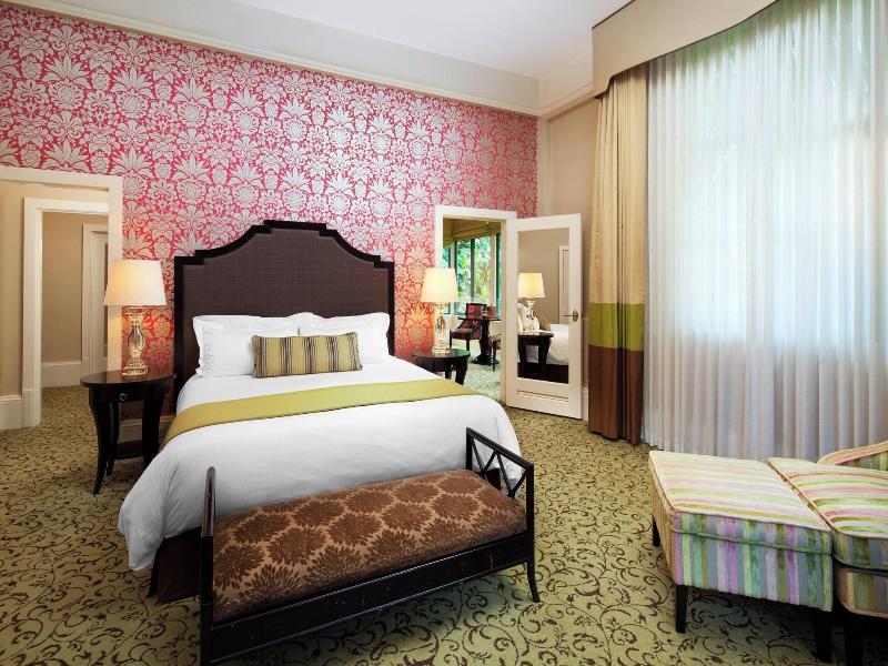 Royal Hawaiian image
