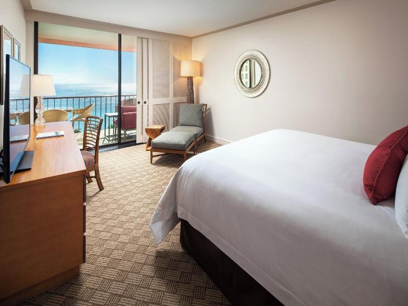 Royal Hawaiian image