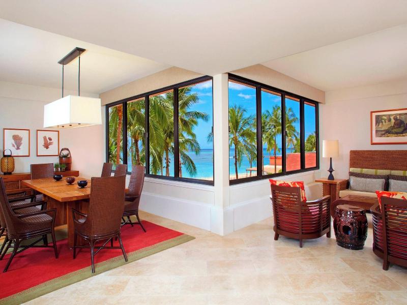 Royal Hawaiian image
