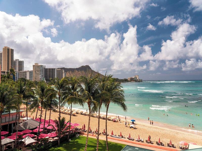 Royal Hawaiian image