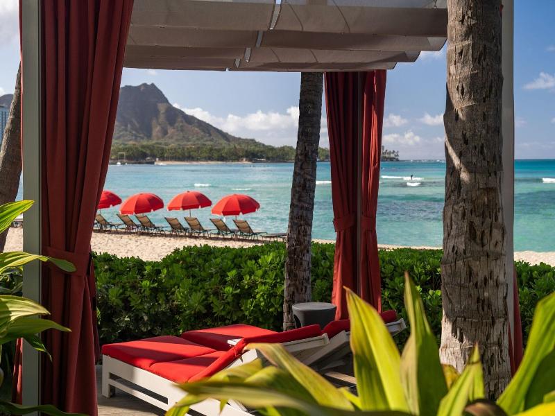 Royal Hawaiian image