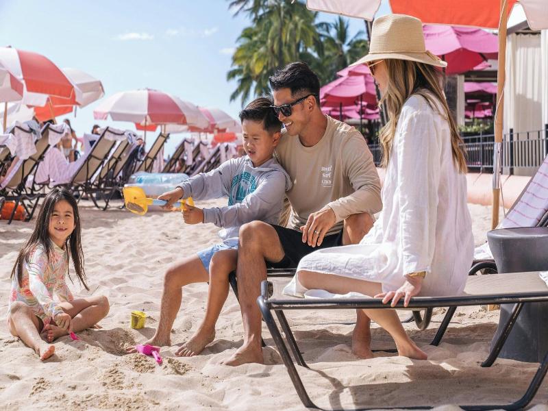 Royal Hawaiian image