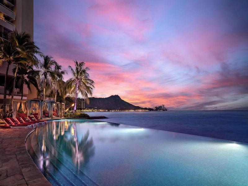 Sheraton Waikiki image
