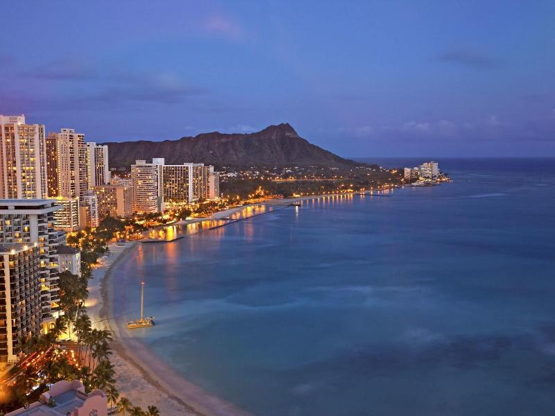 Sheraton Waikiki image