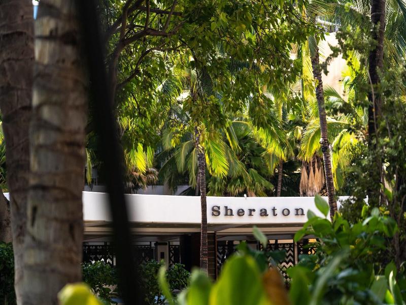 Sheraton Waikiki image