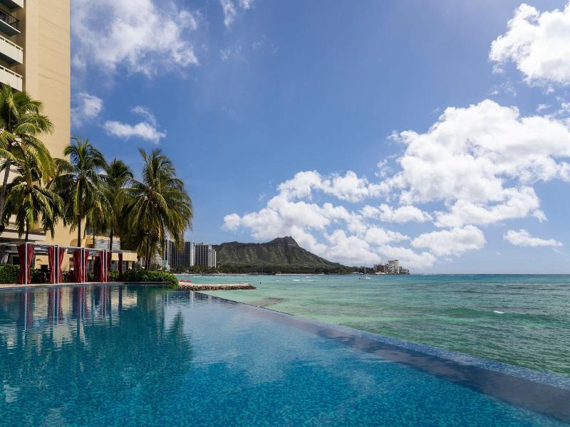Sheraton Waikiki image