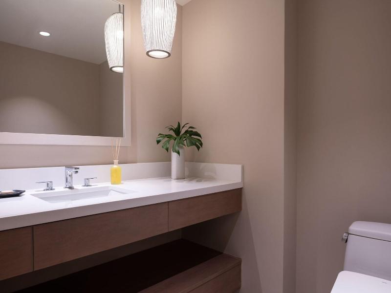 Sheraton Waikiki image