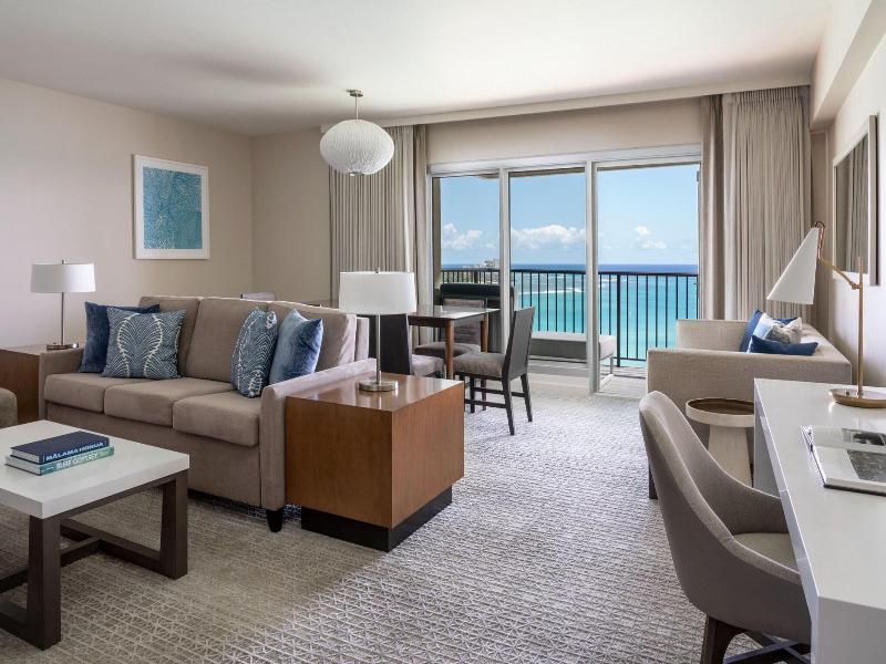 Sheraton Waikiki image