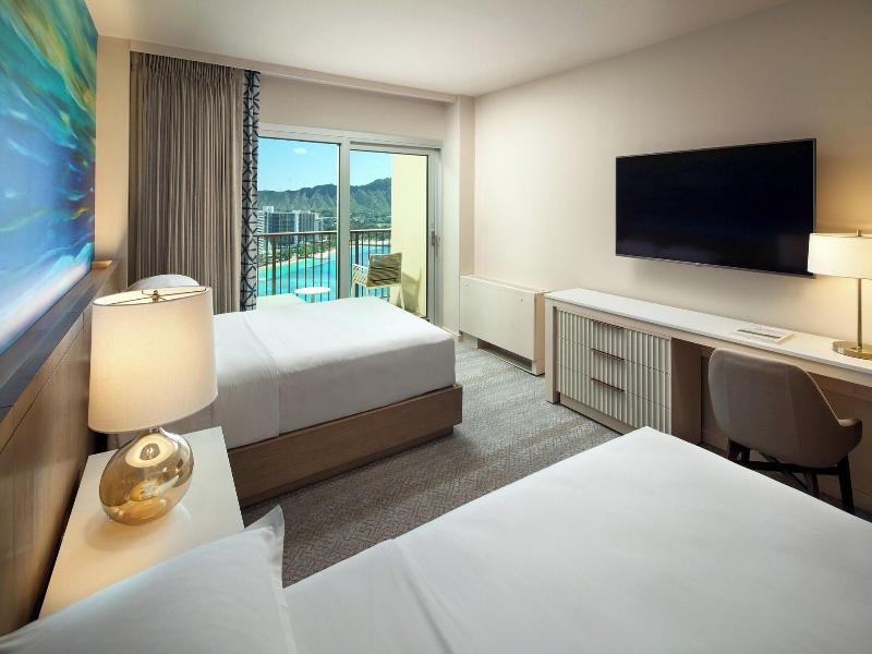 Sheraton Waikiki image