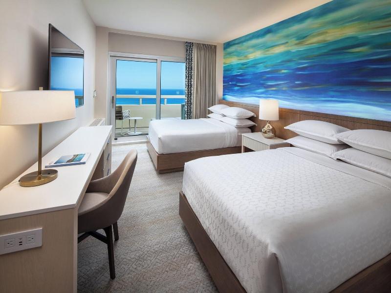 Sheraton Waikiki image