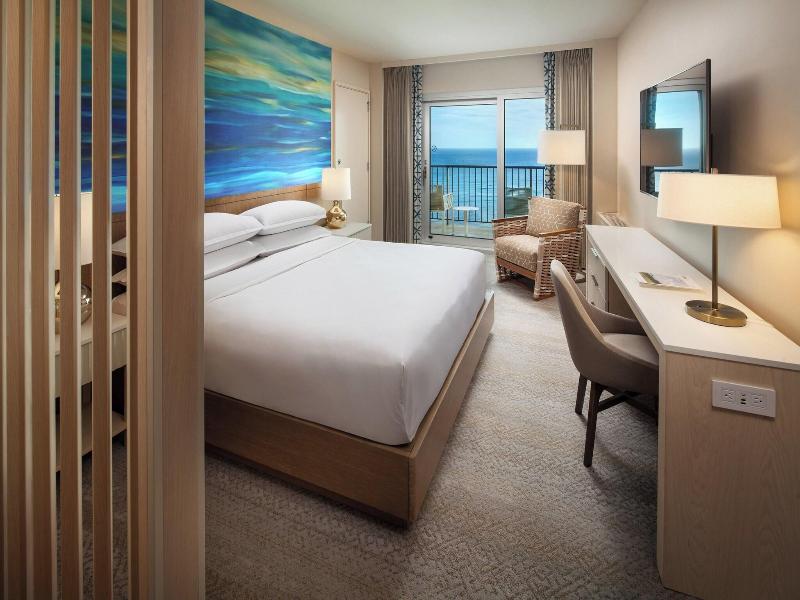 Sheraton Waikiki image