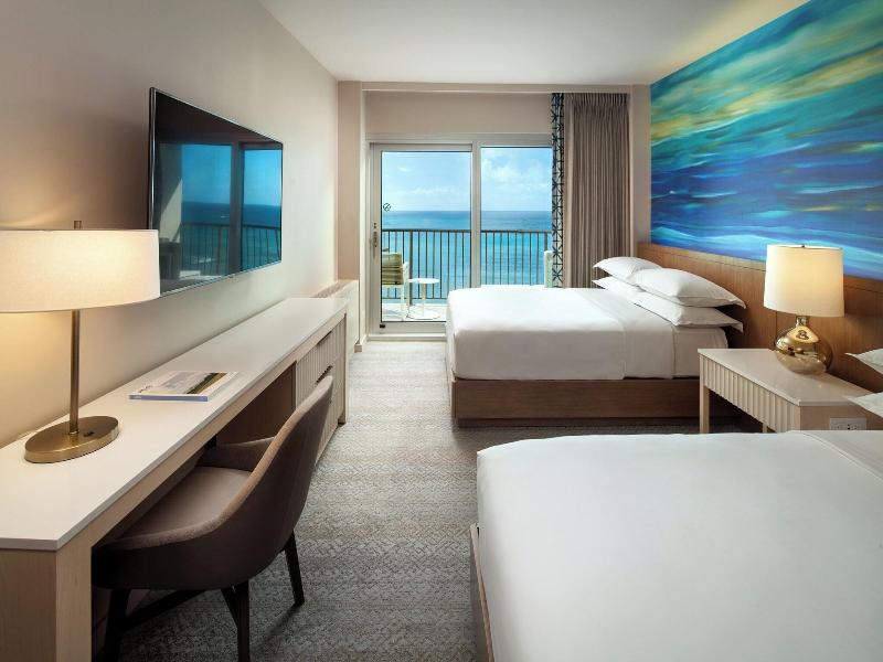 Sheraton Waikiki image