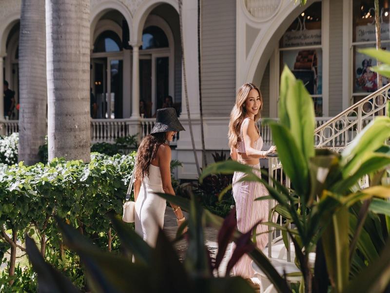 Moana Surfrider image