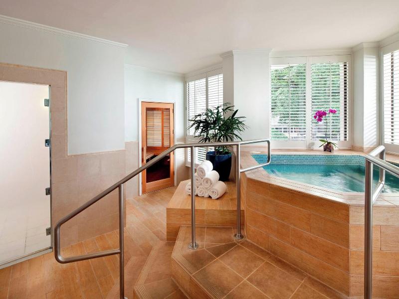 Moana Surfrider image