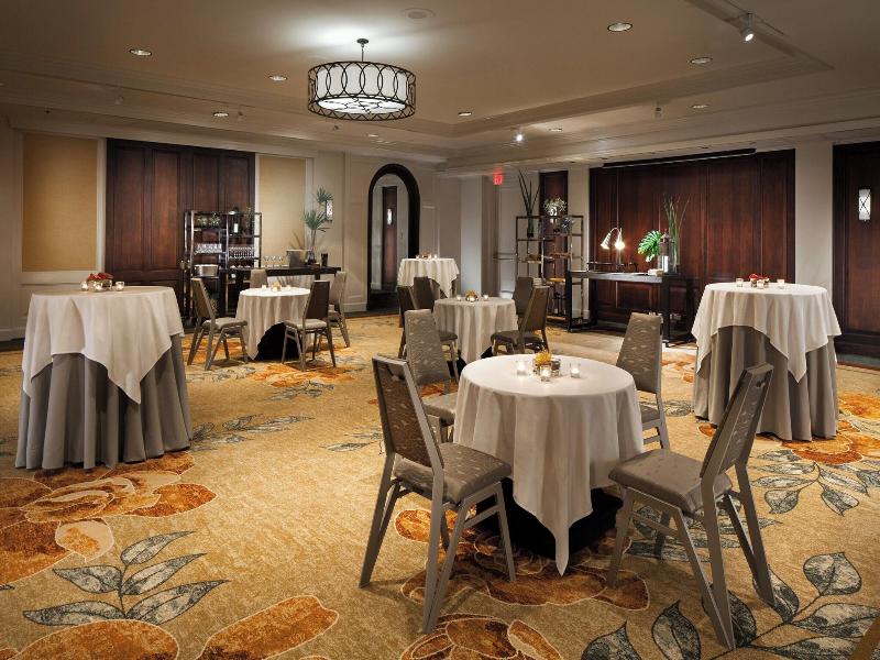 Moana Surfrider image