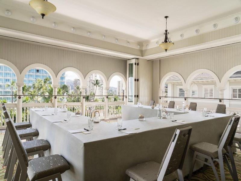 Moana Surfrider image