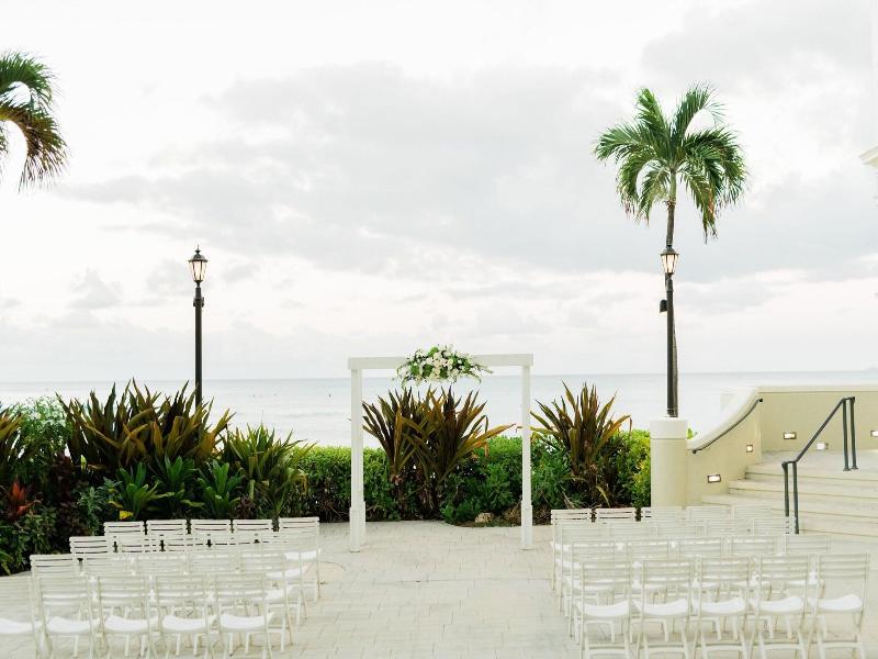 Moana Surfrider image