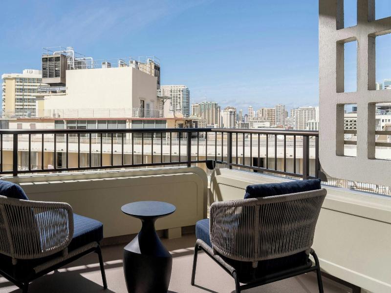 Moana Surfrider image