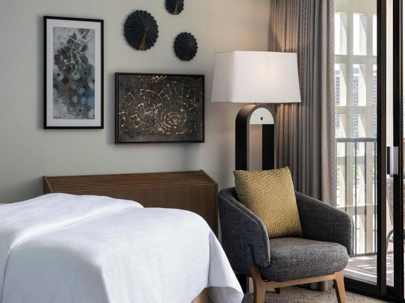 Moana Surfrider image